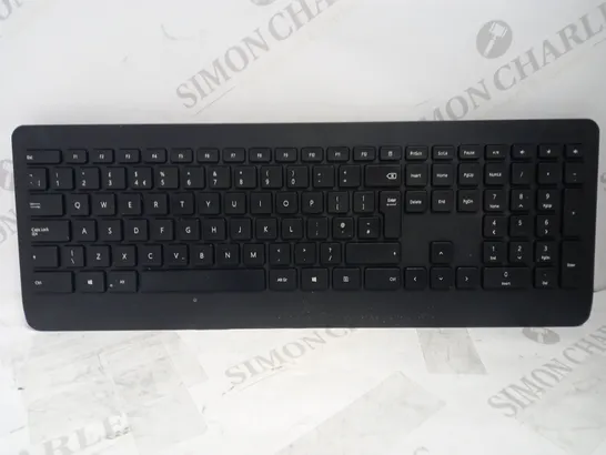 MICROSOFT WIRELESS 900 KEYBOARD 