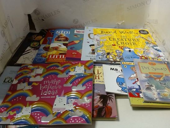 LOT OF APPROXIMATELY 60 ASSORTED CHILDRENS BOOKS ETC 