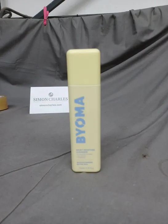 BYOMA MILKY MOISTURE CLEANSER 175ML1