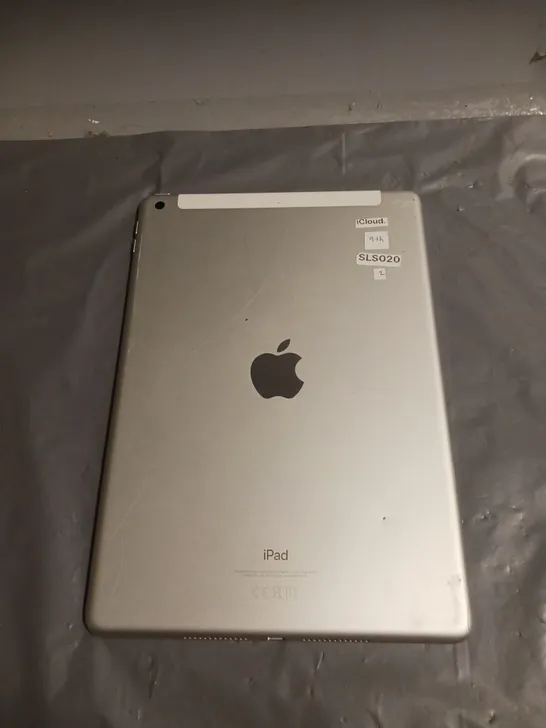 APPLE IPAD 9TH GEN TABLET IN SILVER