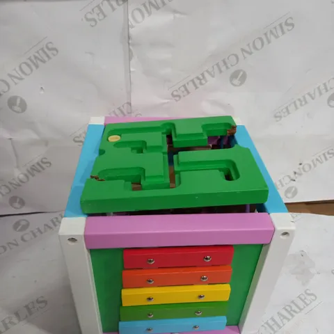 IN THE NIGHT GARDEN ITNG ACTIVITY CUBE