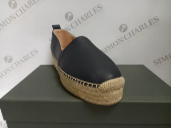 BOXED HOBBS ALICIA ESPADRILLE IN NAVY - SIZE 6