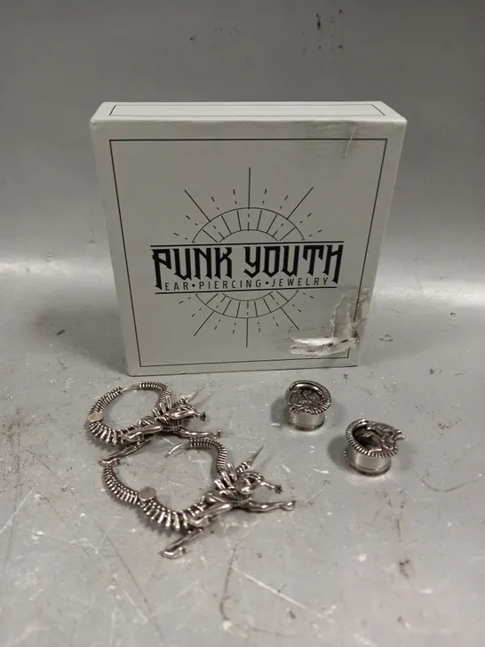 BOXED PUNK YOUTH ALIEN EARRING & TUNNEL SET 