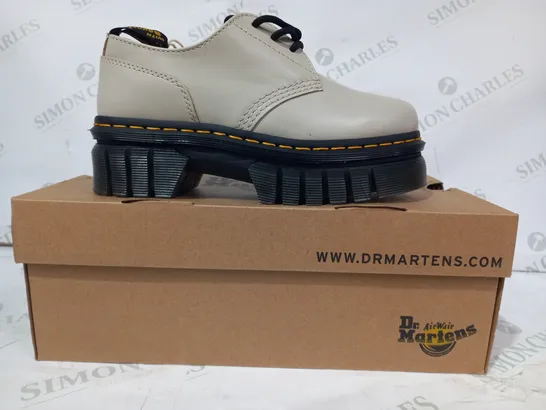 BOXED PAIR OF DR MARTENS CHUNKY SHOES IN BEIGE UK SIZE 5