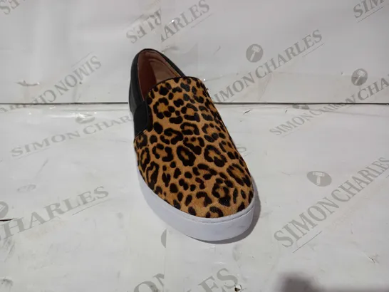 BOXED PAIR OF VIONIC ANIMAL PRINT SLIP-ON SHOES - UK SIZE 6