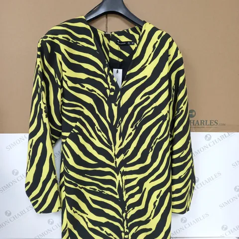 KAREN MILLER ZEBRA PRINTED STRONG SHOULDER DRESS - SIZE UK 6