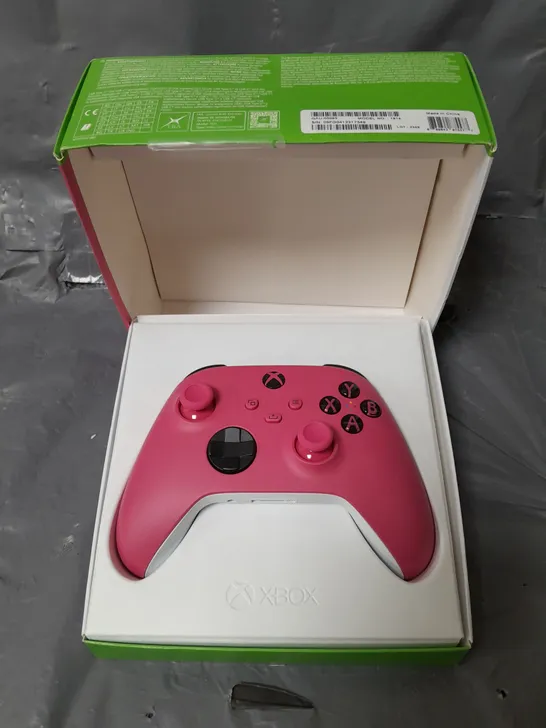 XBOX SERIES S WIRELESS CONTROLLER