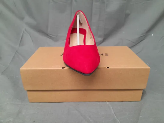 BOX OF APPROXIMATELY 8 JD WILLIAMS HEELED SLIP-ON SHOES IN RED - VARIOUS SIZES