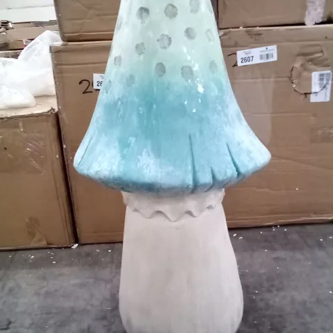 BOXED GIANT MUSHROOM STATUE 