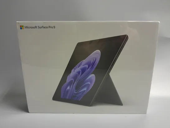 SEALED MICROSOFT SURFACE PRO 9 12TH GEN INTEL CORE I5 PROCESSOR 8GB GO RAM GT RAM 256GB - GRAPHITE