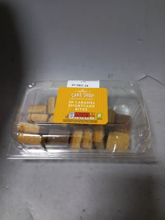 12 X SEALED MORRISONS CAKE SHOP CARAMEL SHORTCAKE BITES - 12 X 20 BITES 