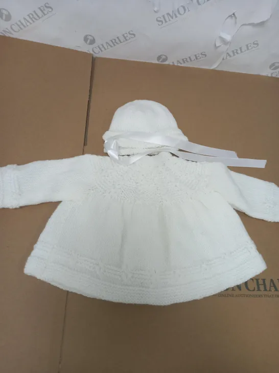 HANDMADE KNITTED BABY HAT AND JACKET SET IN WHITE 