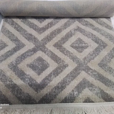 BRAND NEW PACO HOME 821 POCO GREY-WHITE 60X100CM RUG