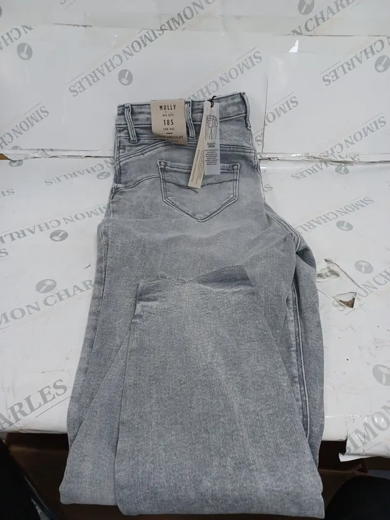 MOLLY MID RISE DENIM JEANS SIZE 18S 