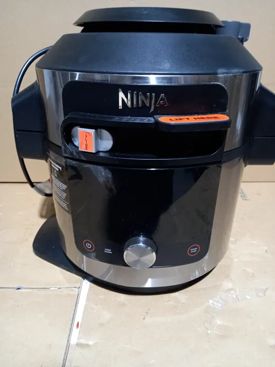 NINJA FOODI SMARTLID 7.5L MULTI COOKER & AIR FRYER