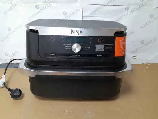 BOXED NINJA 10.4L FOODI FLEXDRAWER DUAL AIR FRYER IN BLACK AF500UK