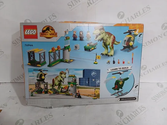 LEGO JURASSIC WORLD T. REX DINOSAUR BREAKOUT TOY SET 76944