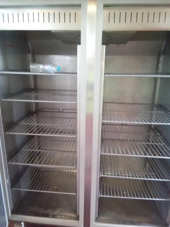 COMMERCIAL DOUBLE DOOR FRIDGE 