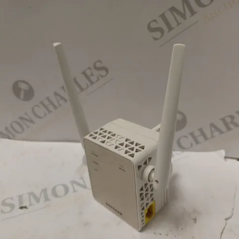 NETGEAR AC1200 WIFI RANGE EXTENDER (EX6120)