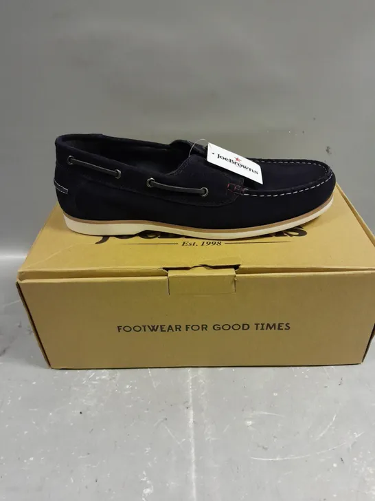 BOXED PAIR OF JOE BROWNS LACE UP SHOES IN NAVY - 9