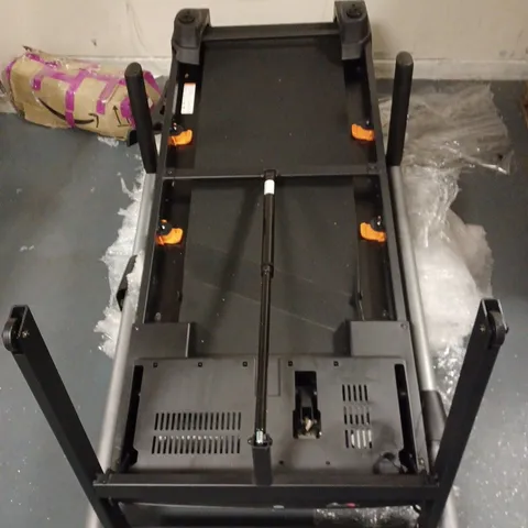 NORDICK TRACK TREADMILL