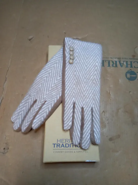 HERITAGE TRADITIONS FLEECE GLOVES 