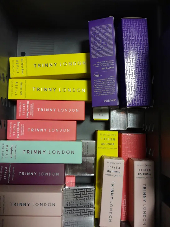 APPROXIMATELY 20 ASSORTED BOXED TRINNY LONDON BEAUTY PRODUCTS TO INCLUDE SKIN PERFECTOR, MOISTURISER, EXFOLIANT ETC 