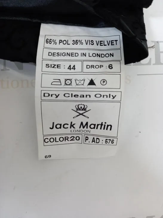 JACK MARTIN MATCHING BLAZER AND WAISTCOAT - SIZE 44, DROP 6. 