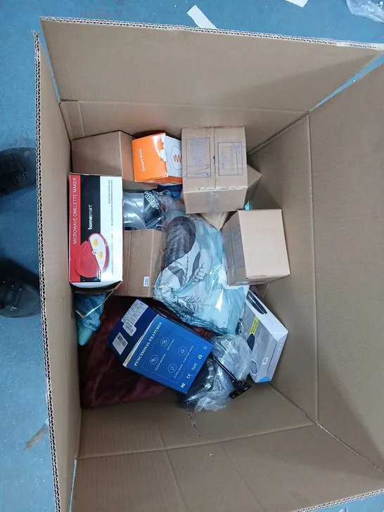 BOX OF APPROXIMATELY 20 MIXED ITEMS