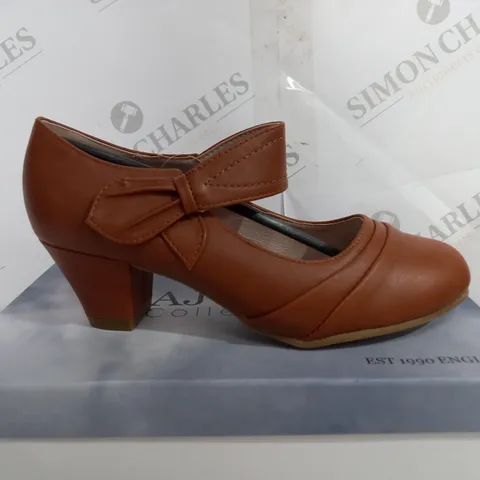 BOXED AJVANI COLLECTION PLATFORM TAN SHOES - UK 4