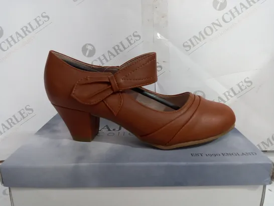 BOXED AJVANI COLLECTION PLATFORM TAN SHOES - UK 4