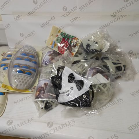 LOT OF APPROX 15 ASSORTED ITEMS TO INCLUDE DOG MUZZLES, FOOT MASSAGER AND DOG TREATS
