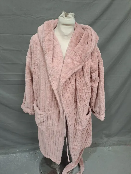 PRETTY YOU CLOUD ROBE- DUSTY PINK S/M