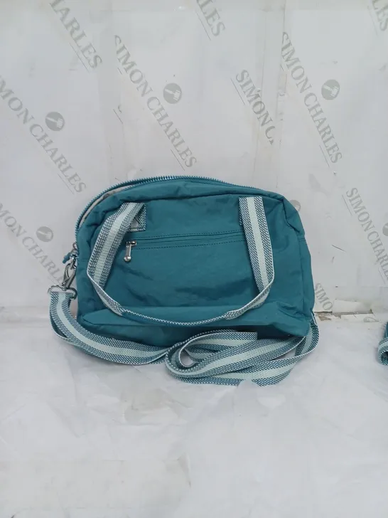 KIPLING LIVE LIGHT MEDIUM CANVAS BAG. MULTIPLE COMPARTMENTS. CUTE GORILLA KEYRING. BLUE AND WHITE