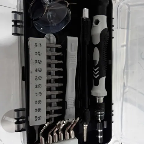 UNBRANDED 138 IN 1 TOOL KIT 