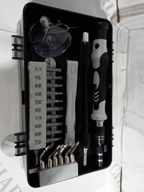 UNBRANDED 138 IN 1 TOOL KIT 