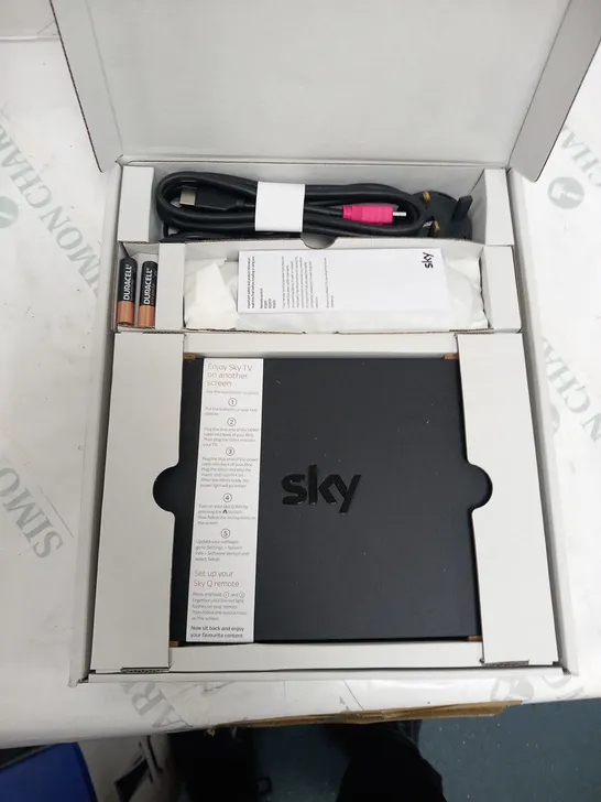 BOXED SKY Q MINI 