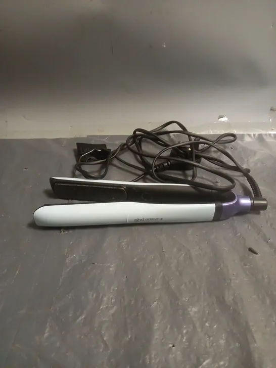 GHD PLATINUM+ HAIR STRAIGHTENER S8T262 IN PALE BLUE