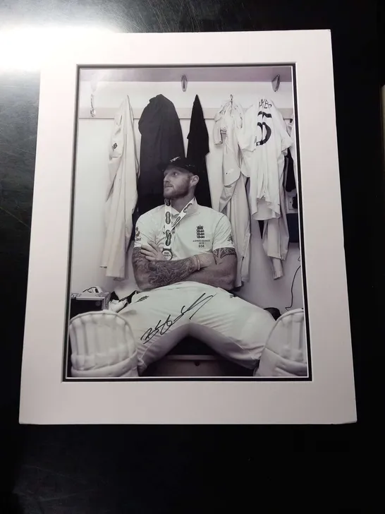 MOUNTED AND SIGNED PICTURE OF ENGLAND CRICKETER BEN STOKES FOLLOWING THE 2019 ASHES SERIES WITH CERTIFICATE OF AUTHENTICITY