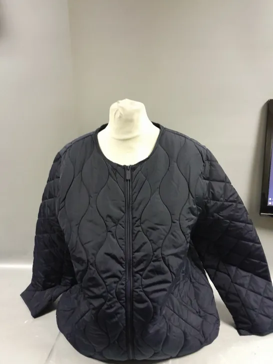 CENT GRADE ZIP QUILTED COAT SIZE 2XL