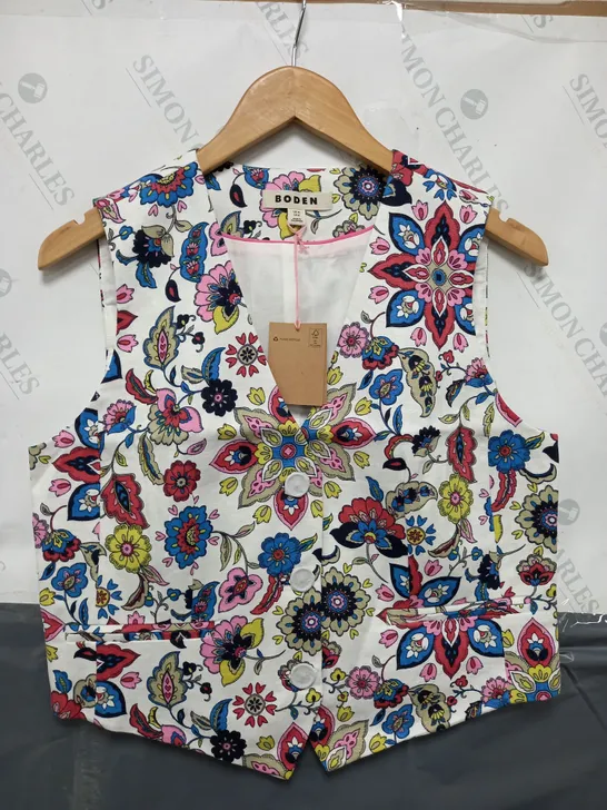 BODEN FLORAL WASITCOAT TOP IN WHITE MULTI - UK 12