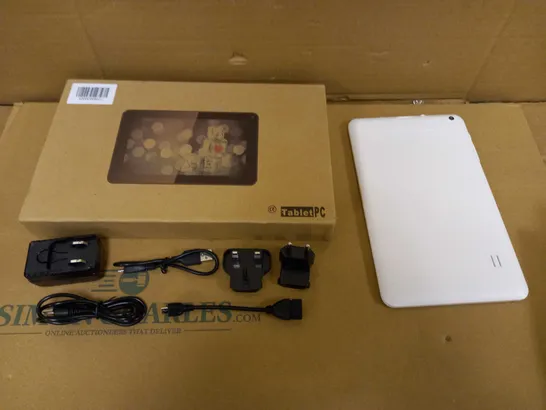 WHITE TOUCH SCREEN TABLET - BOXED WITH ACCESSORIES 