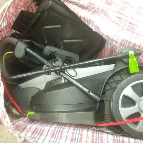 BRIGGS & STRATTON MURRAY LAWN MOWER