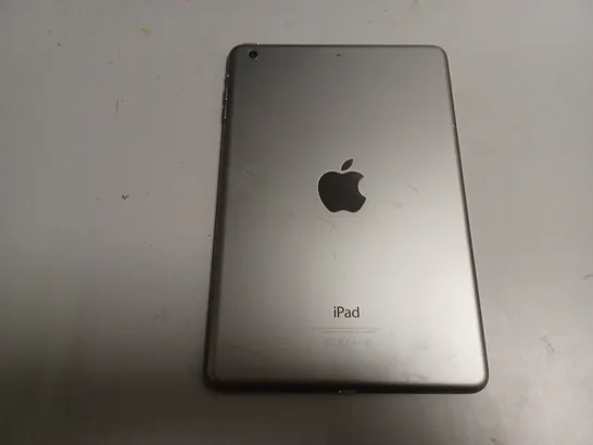 APPLE IPAD MINI 2 A1489 SILVER