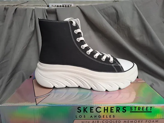 BOXED SKECHERS STREET HIGH RISE BLACK & WHITE TRAINERS - SIZE 6