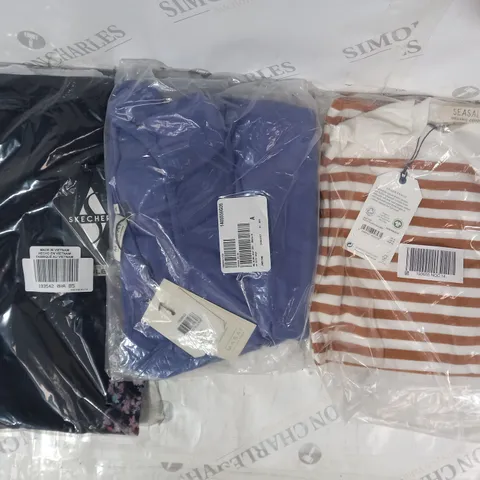 BOX OF 3 ASSORTED CLOTHING ITEMS IN VARIOUS STYLES AND SIZES TO INCLUDE SEASALT, MASAI, SKECHERS, ETC