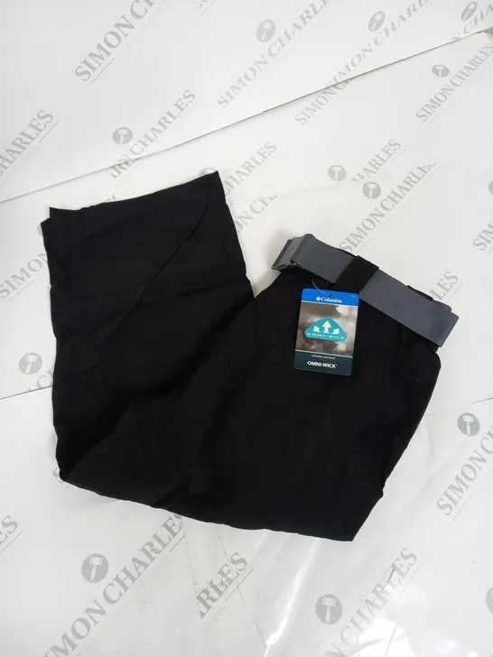 COLUMBIA SILVER RIDGE 3/4 SHORTS WITH FABRIC BELT - BLACK -32 REGULAR