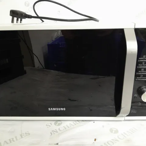 BOXED SAMSUNG MICROWAVE OVEN 