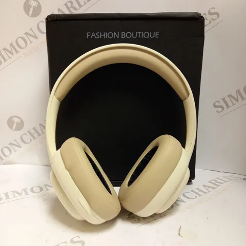 BOXED FASHION BOUTIQUE WIRELESS SHOCKING BASS HEADPHONES 