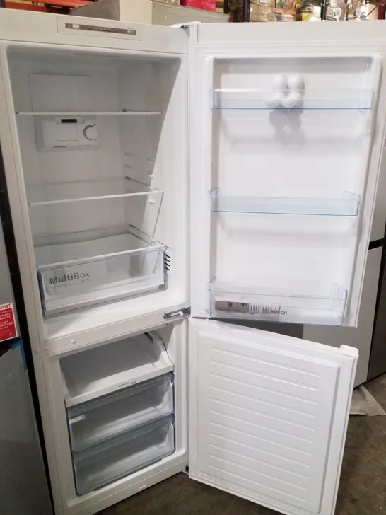 BOSCH KGN33NWEAG SERIE 2 FREESTANDING FRIDGE FREEZER  - UNPROCESSED RAW RETURN